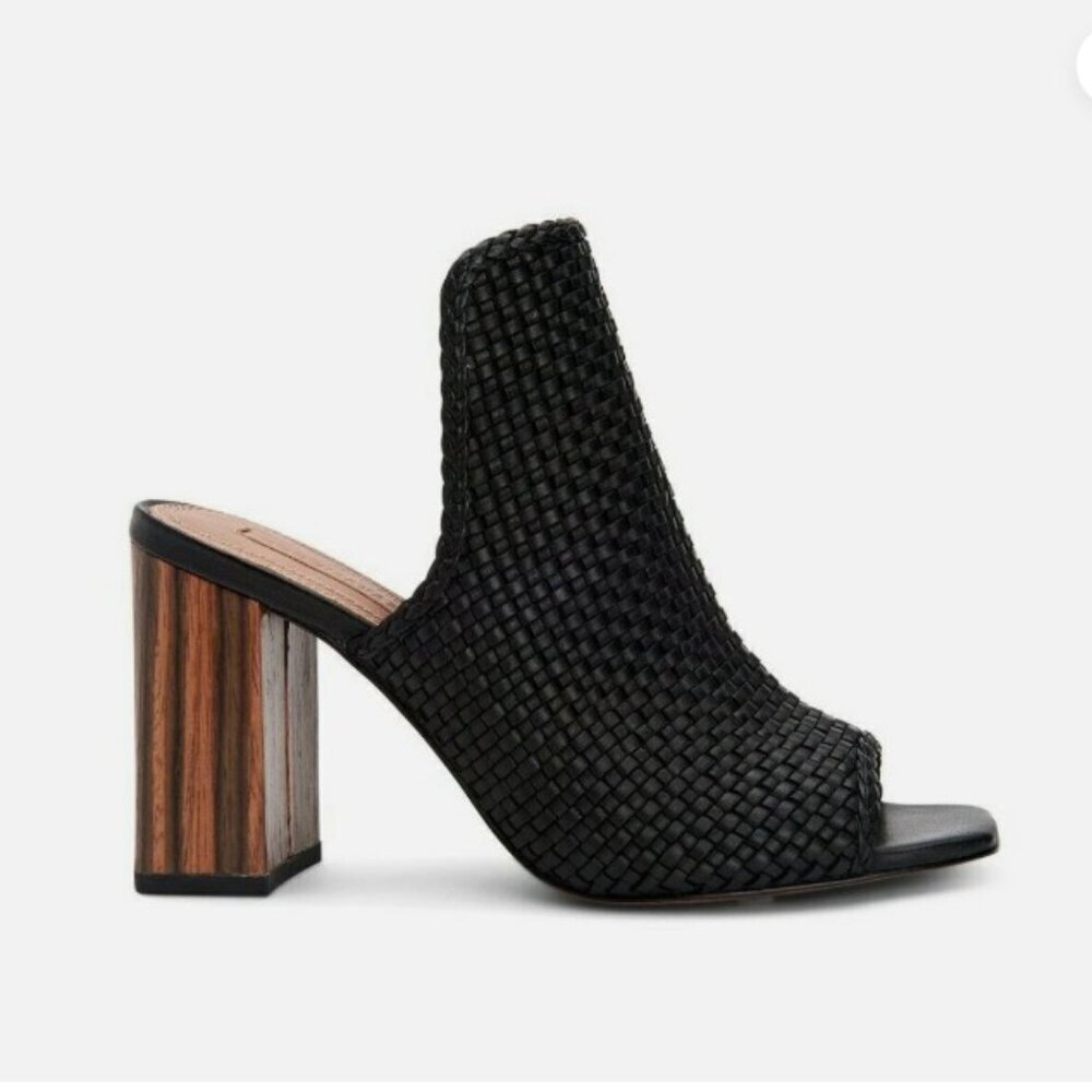 Brand New BCBG‎ Max Azria Fabianna Woven Nappa Leather Black Mules Heels Size 7
